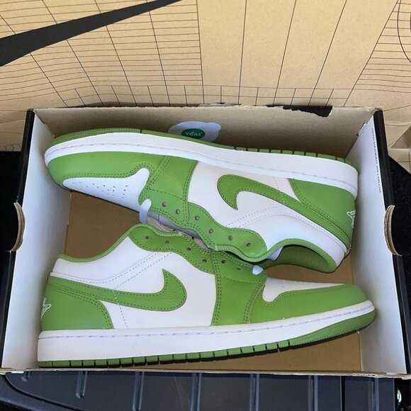 NEW Nike Air Jordan 1 Low SE White Chlorophyll Lightning HF4823-100 Size 12 - Picture 6 of 6